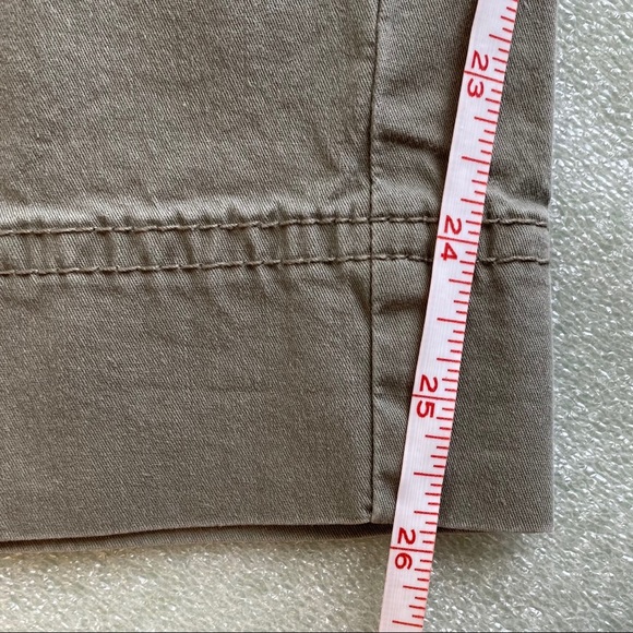 Sage Green Cargo Capris/10 - Picture 13 of 16